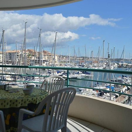 Frejus: Appt 2P, 5 Pers, Piscine, Plage A 150M, Parking, Animaux Ok - Fr-1-226A-357 외부 사진