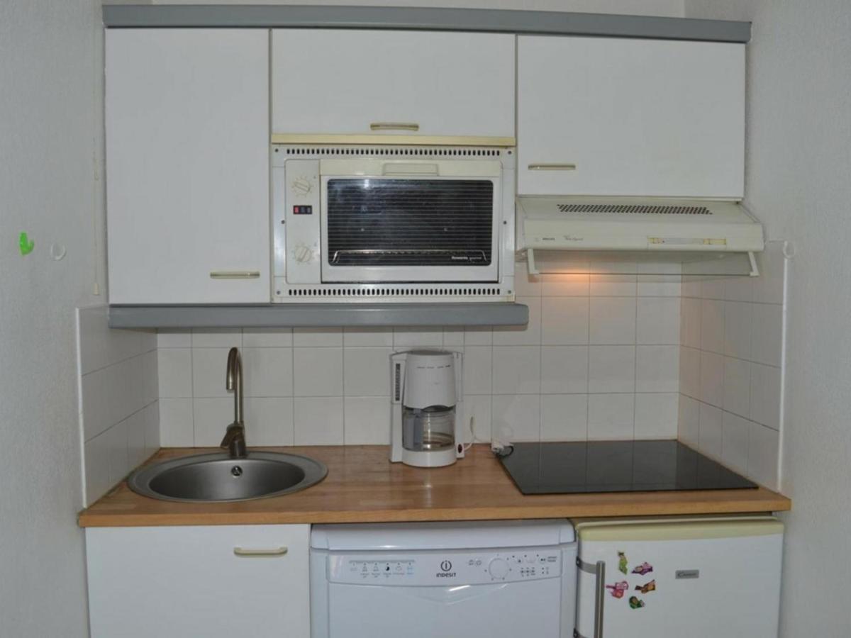 Frejus: Appt 2P, 5 Pers, Piscine, Plage A 150M, Parking, Animaux Ok - Fr-1-226A-357 외부 사진