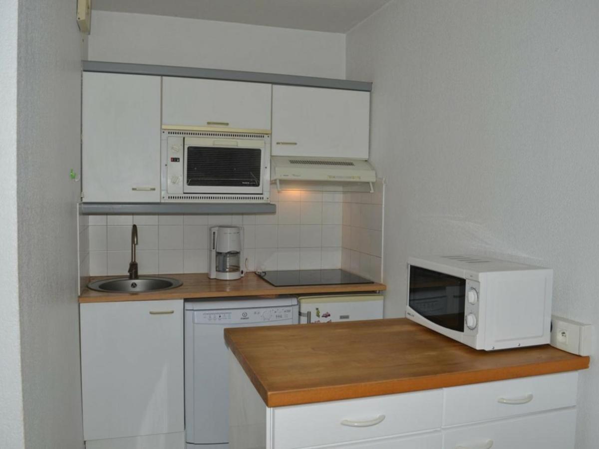 Frejus: Appt 2P, 5 Pers, Piscine, Plage A 150M, Parking, Animaux Ok - Fr-1-226A-357 외부 사진